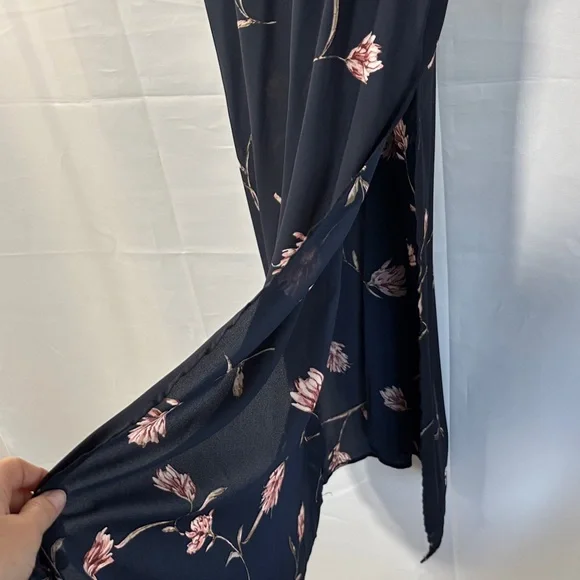 Lush Navy Maxi Dress with Pink Floral Print - Picture 6 of 11